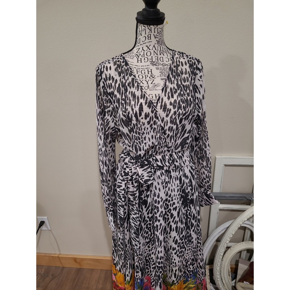 Spy Zone Exchange Women's SZ LG  Maxi Dress  flowy animal/ floral print tie belt - Picture 3 of 12
